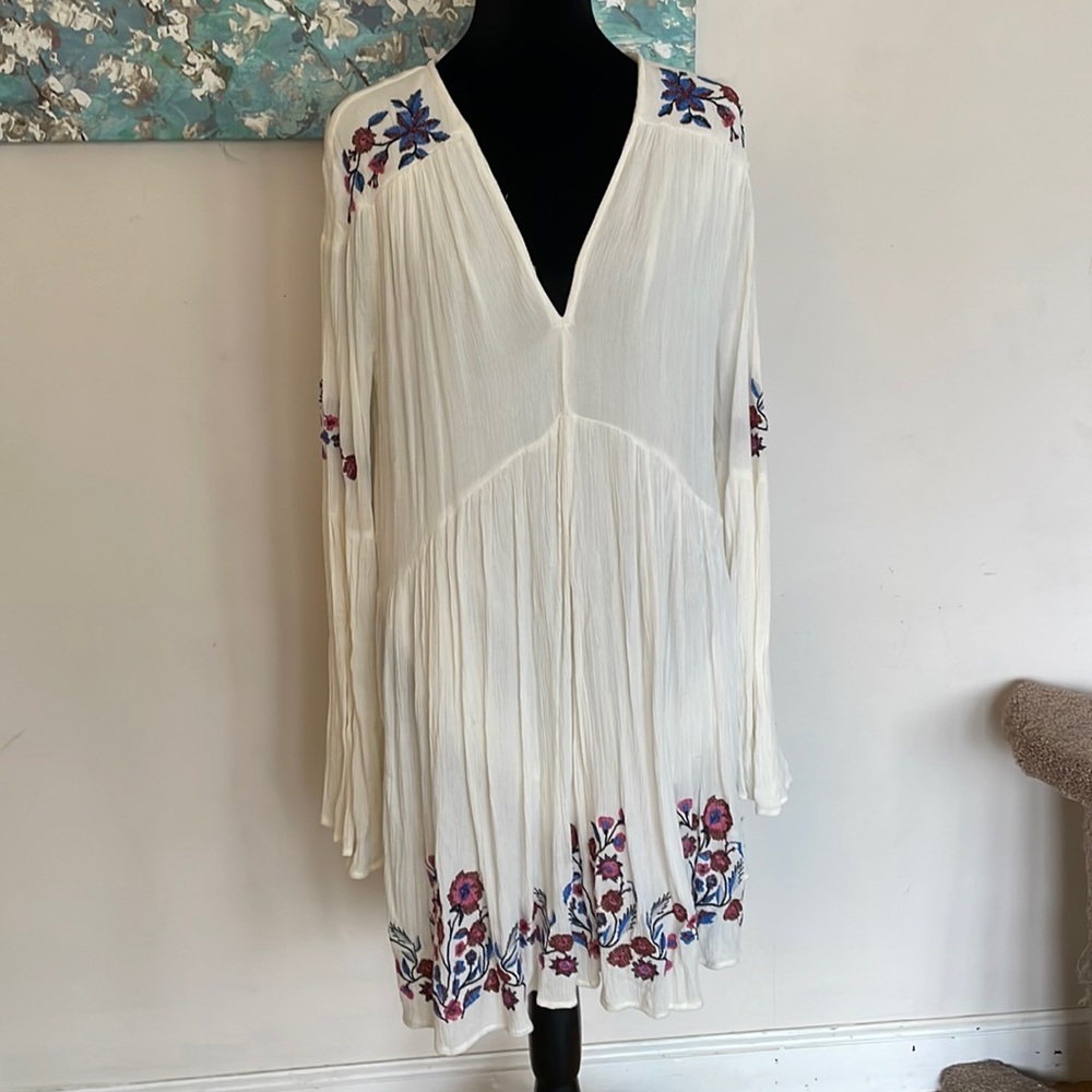 Peasant dress vneck